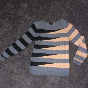 The Limited Sweater Size Medium